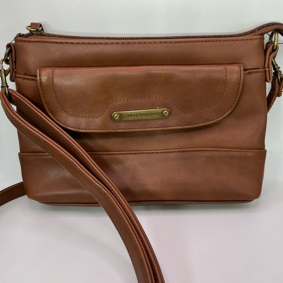 Stone Mountain Accessories Tan Crossbody Bag - Picture 1 of 13